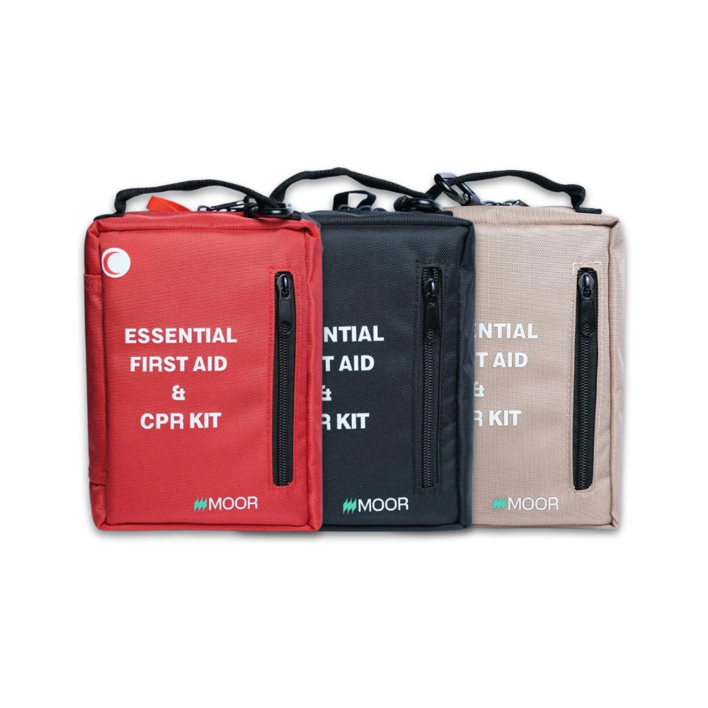 [RED-AID002] MOOR Essential First Aid & CPR Kit, EVERYDAY FIRST AID, CPR READY, ASSORTED COLOURS, No: AID002 (Red)